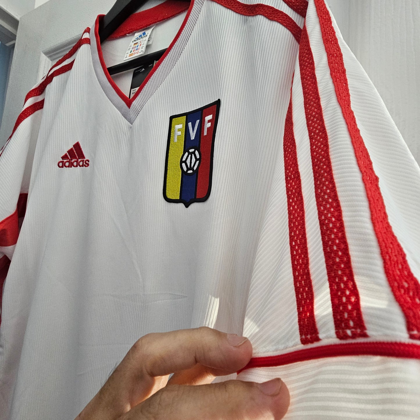 Venezuela 90tas away Remake us