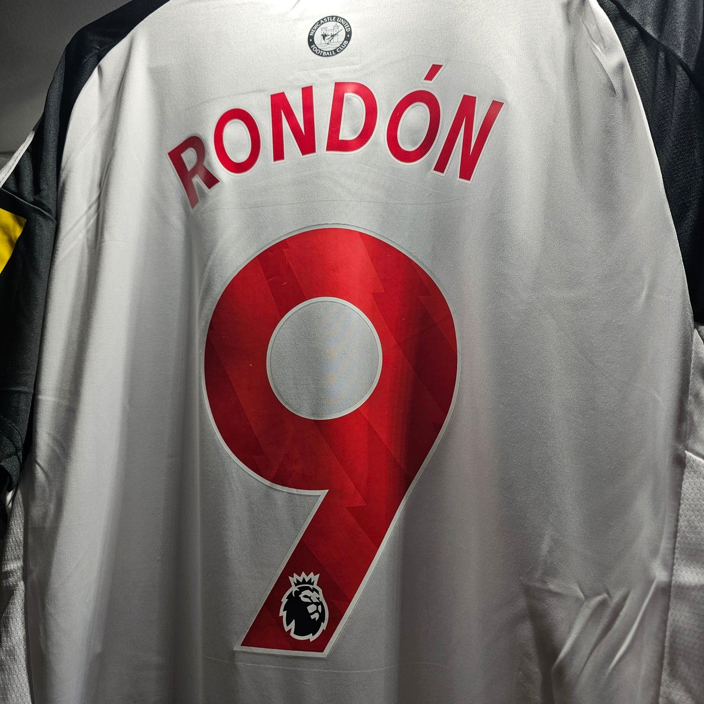 New Castle Rondon Remake us Home