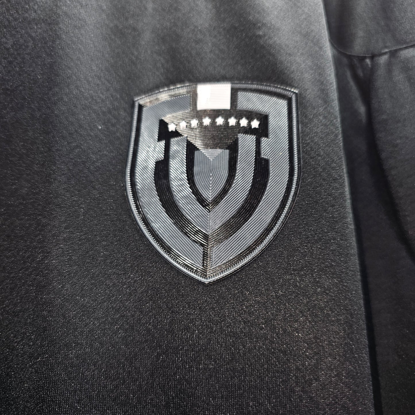 Venezuela training black 25 logo negro us