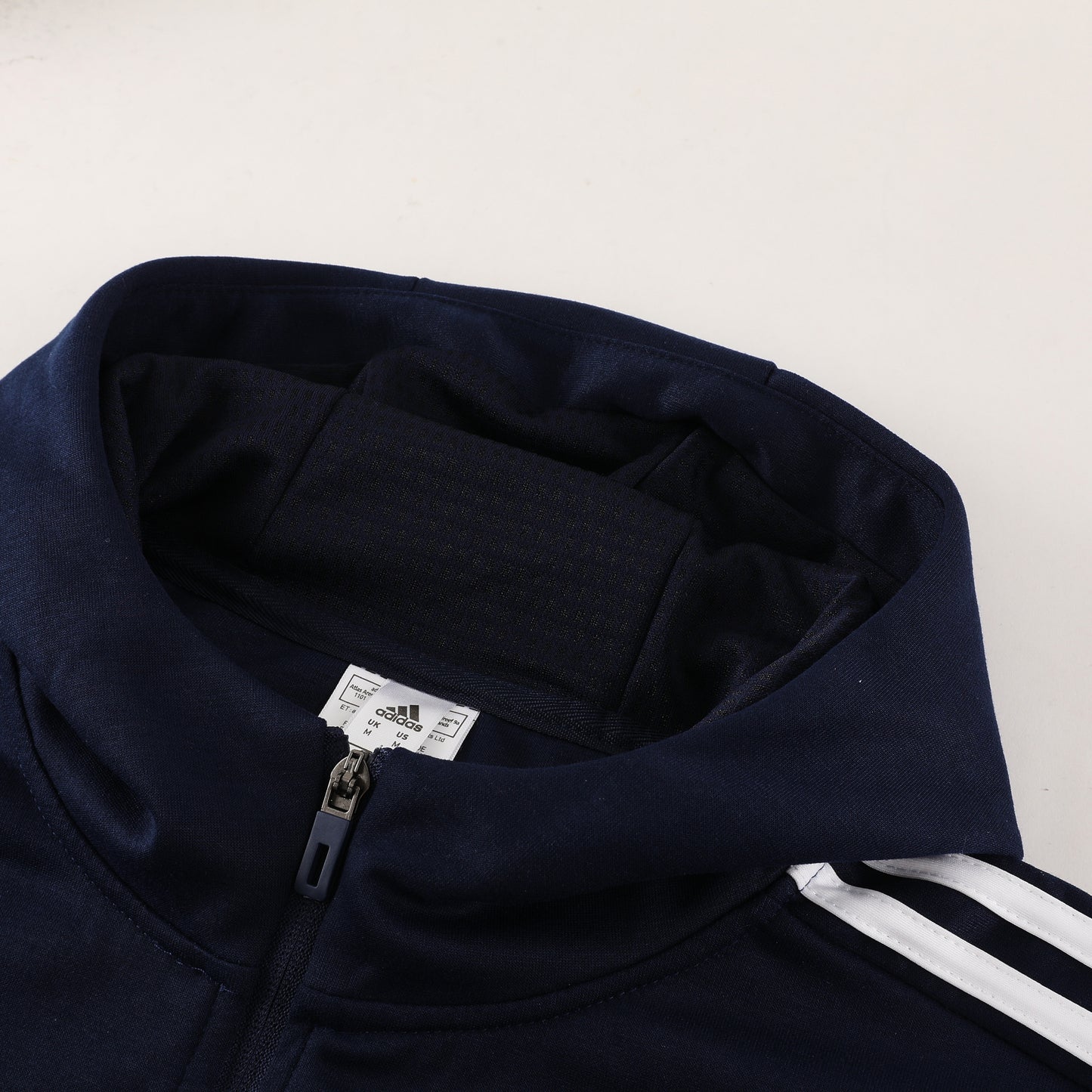 Venezuela Capucha azul navy used