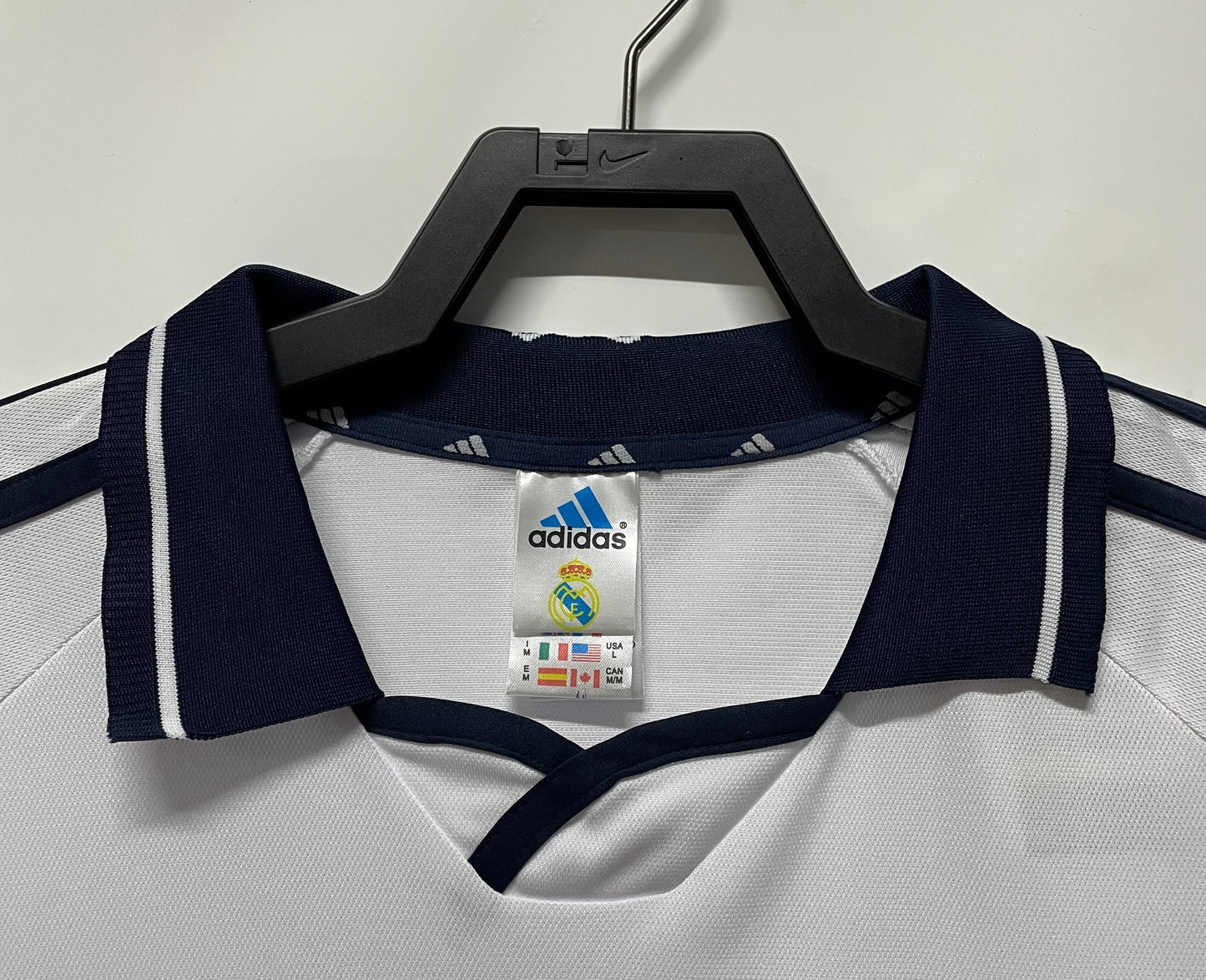 Real Madrid 2000 2001 home.