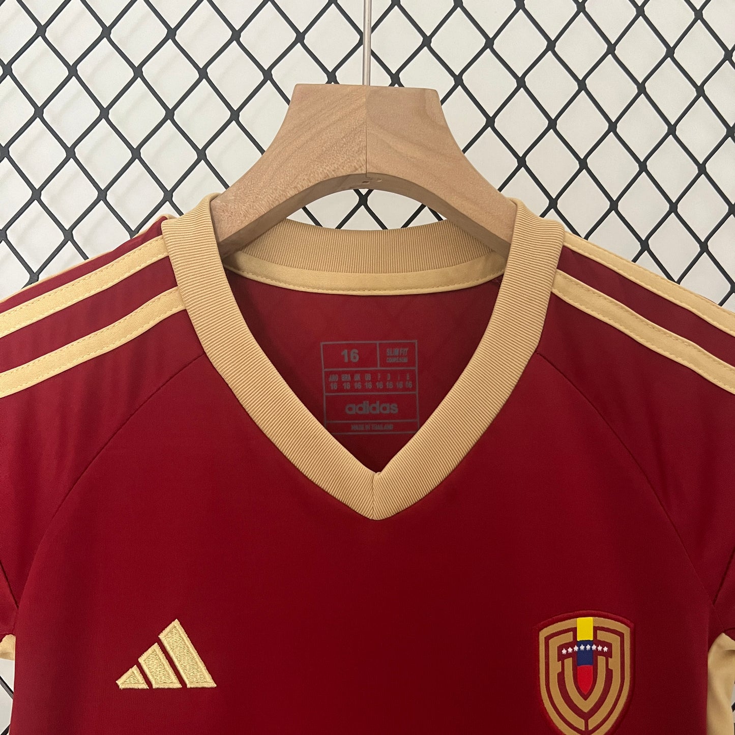 Venezuela 2024 home fan y niños used