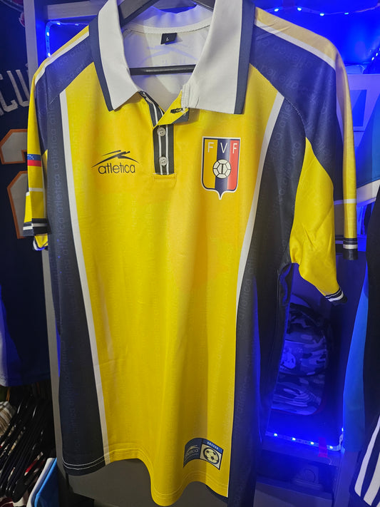 Venezuela 2000 away remake