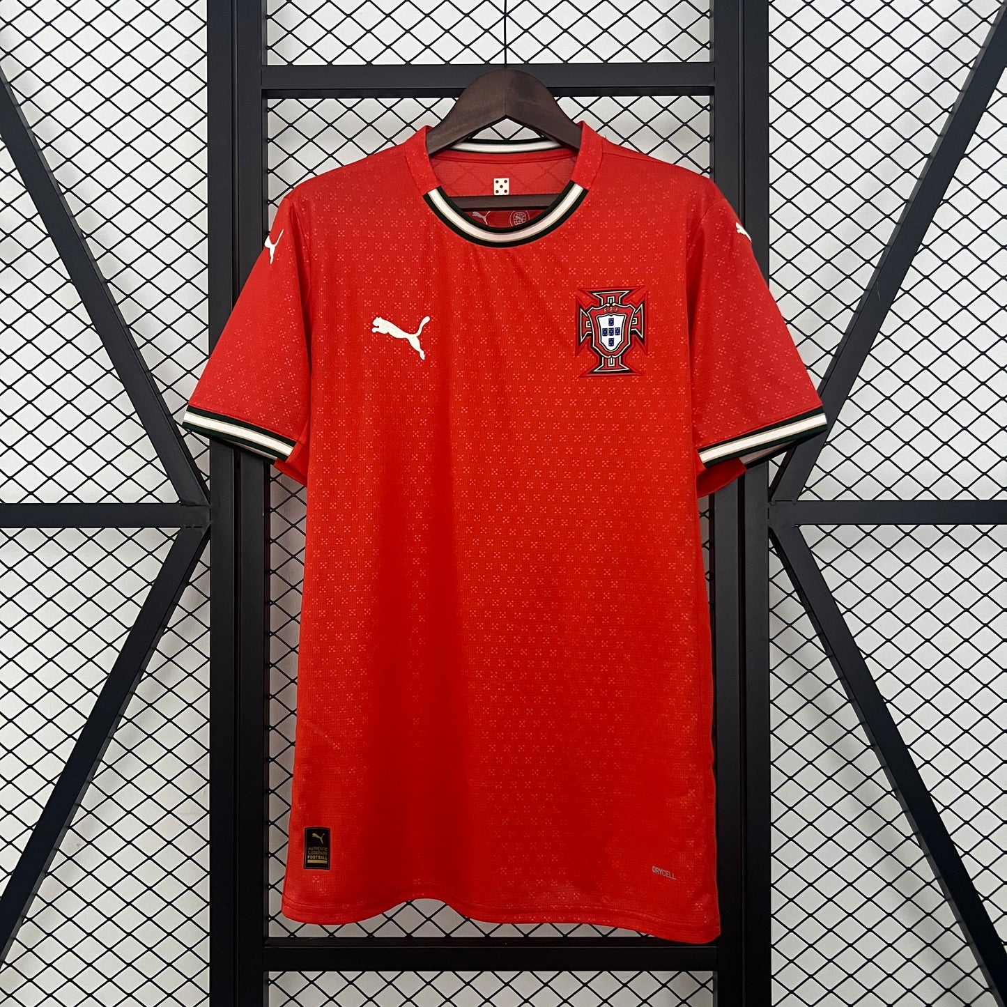 Portugal 2025 home. Us fan