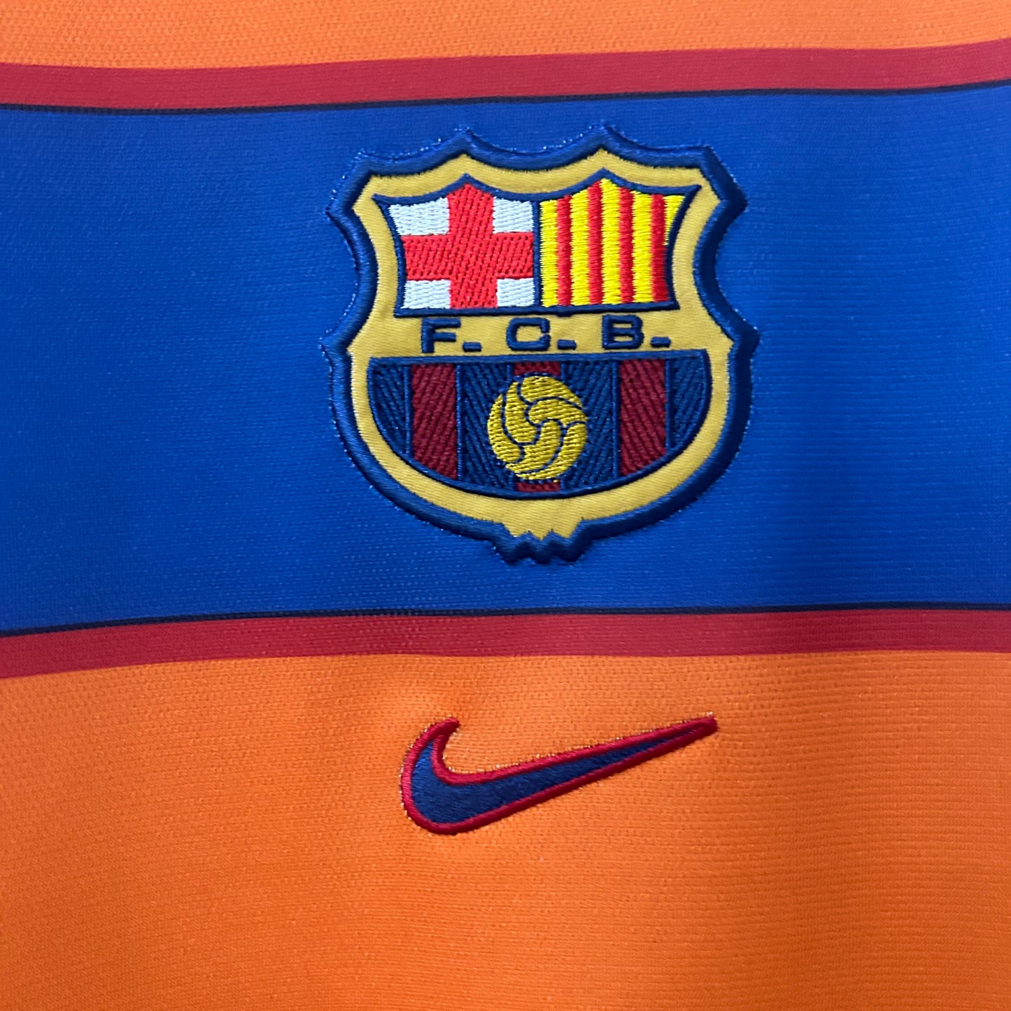 Barcelona 98/99 Tercera us