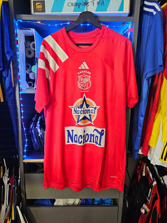 Caracas fc Remake logo centrado 93 us