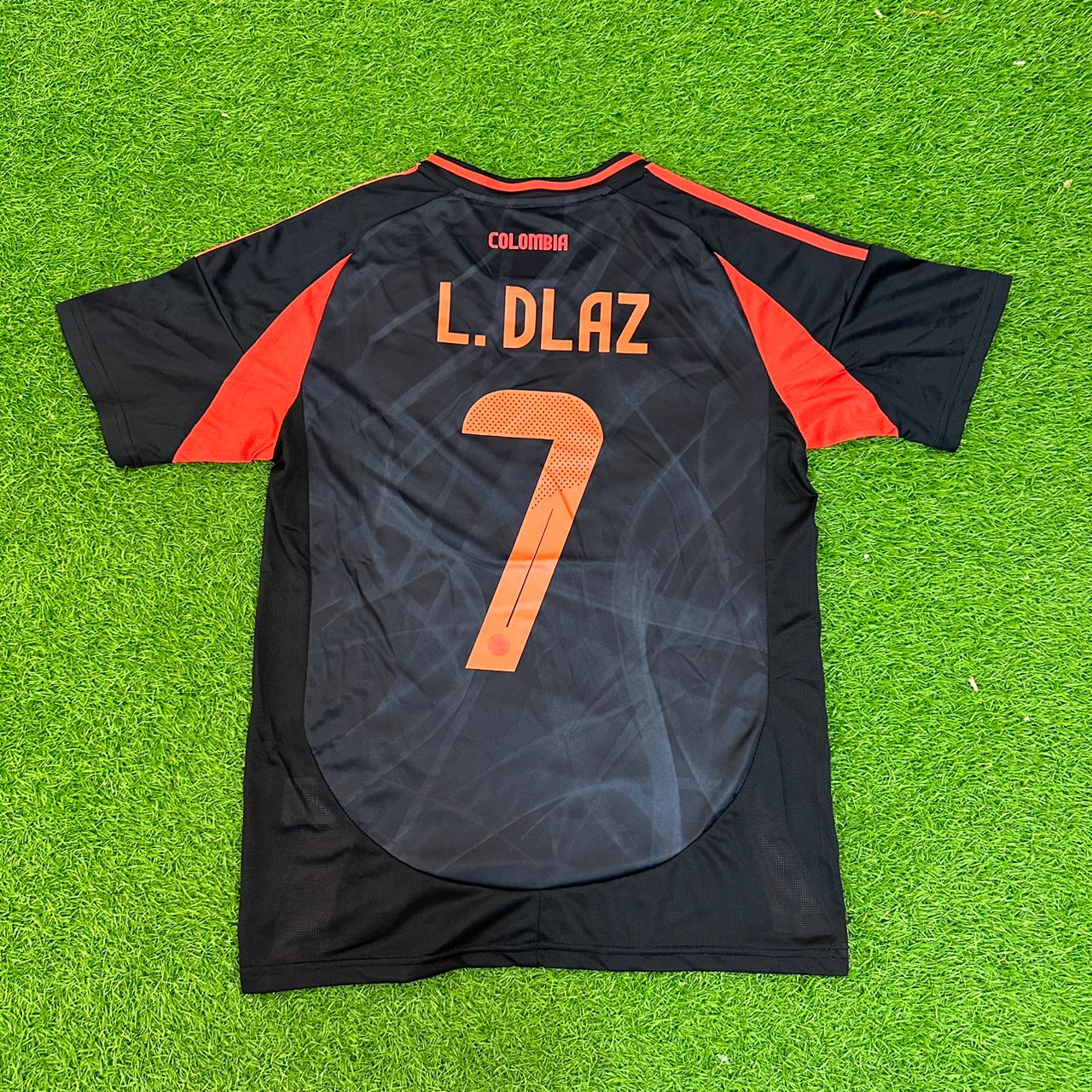 Colombia 24 away used