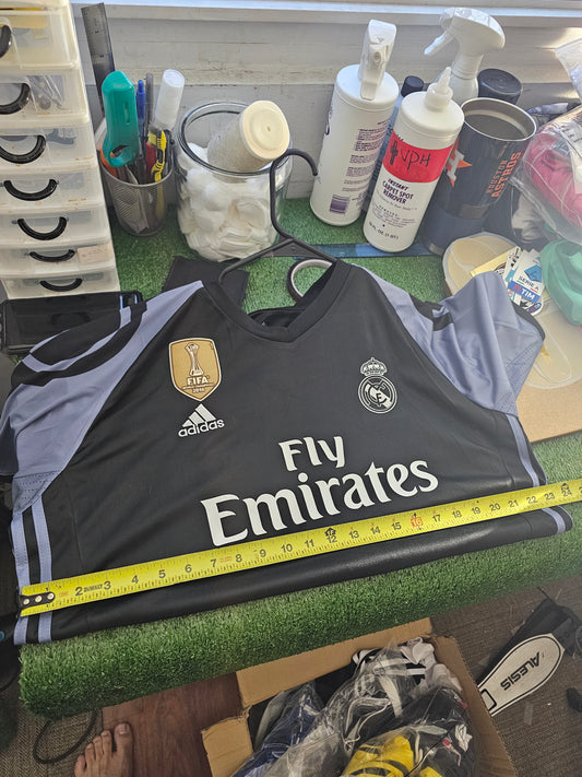 Real madrid Cr7 2016 17 tercera xl 23 inch us