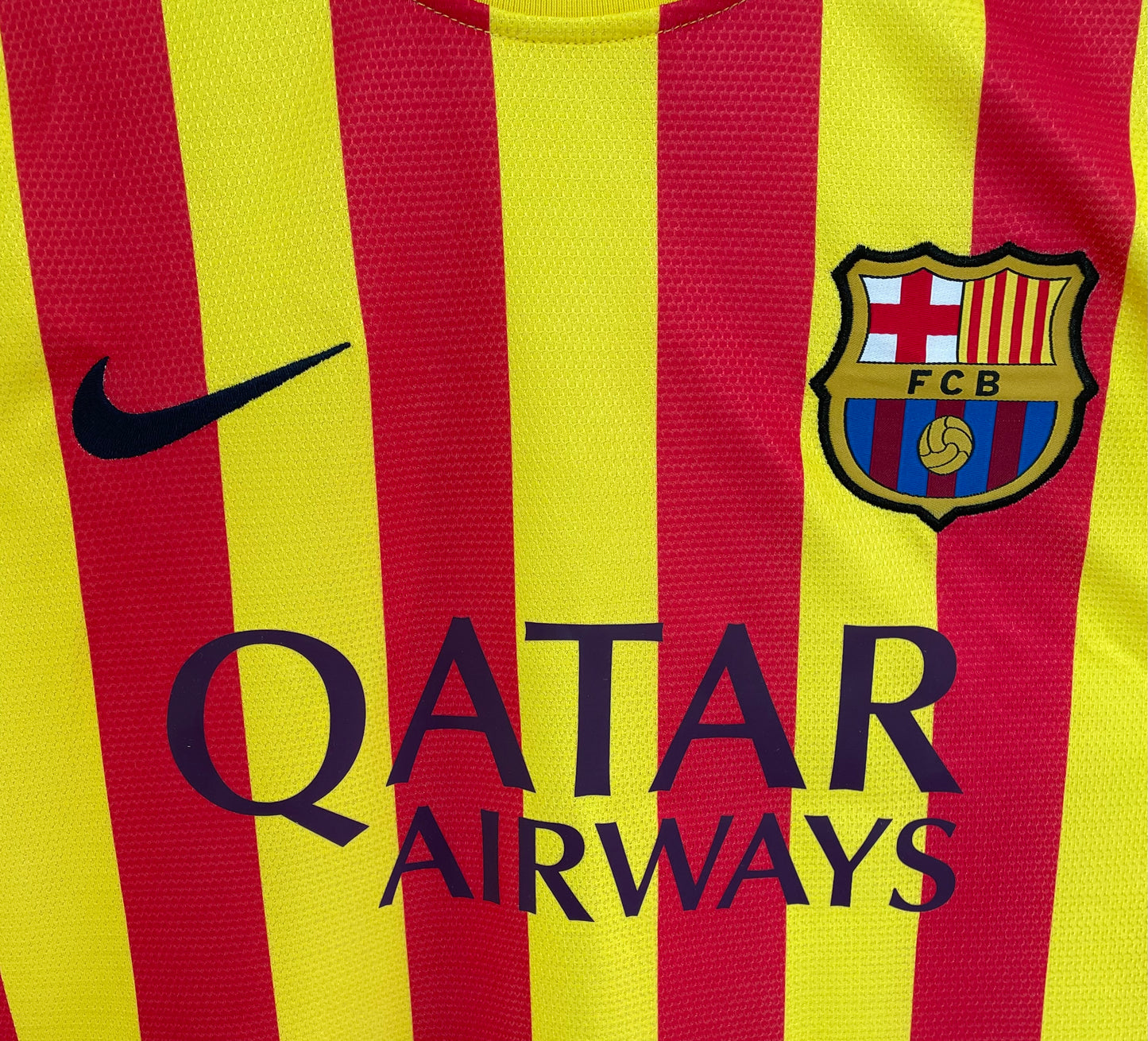 Barcelona 13 14 away us