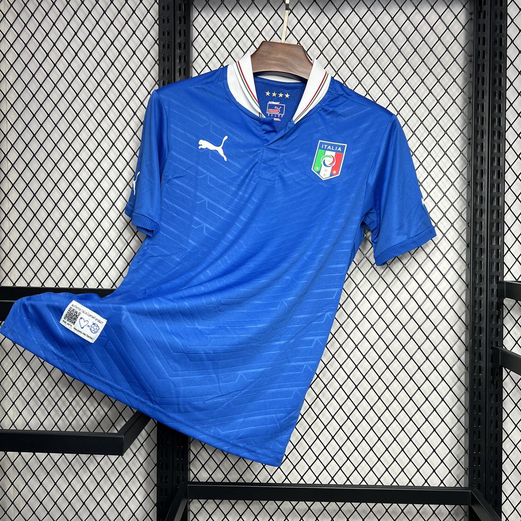 Italia 2012 euro home used