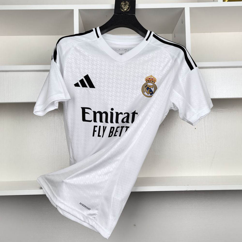 Real Madrid home 2024 2025 used Fan