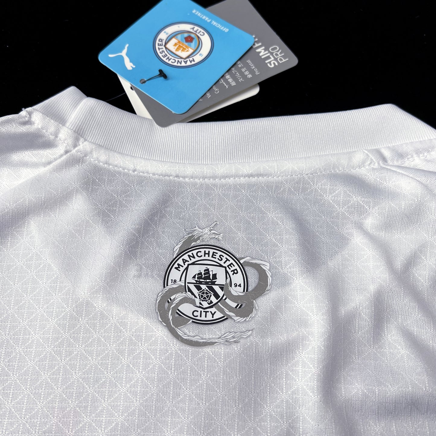 Manchester City Año Nuevo Chino 2024 fan player version used