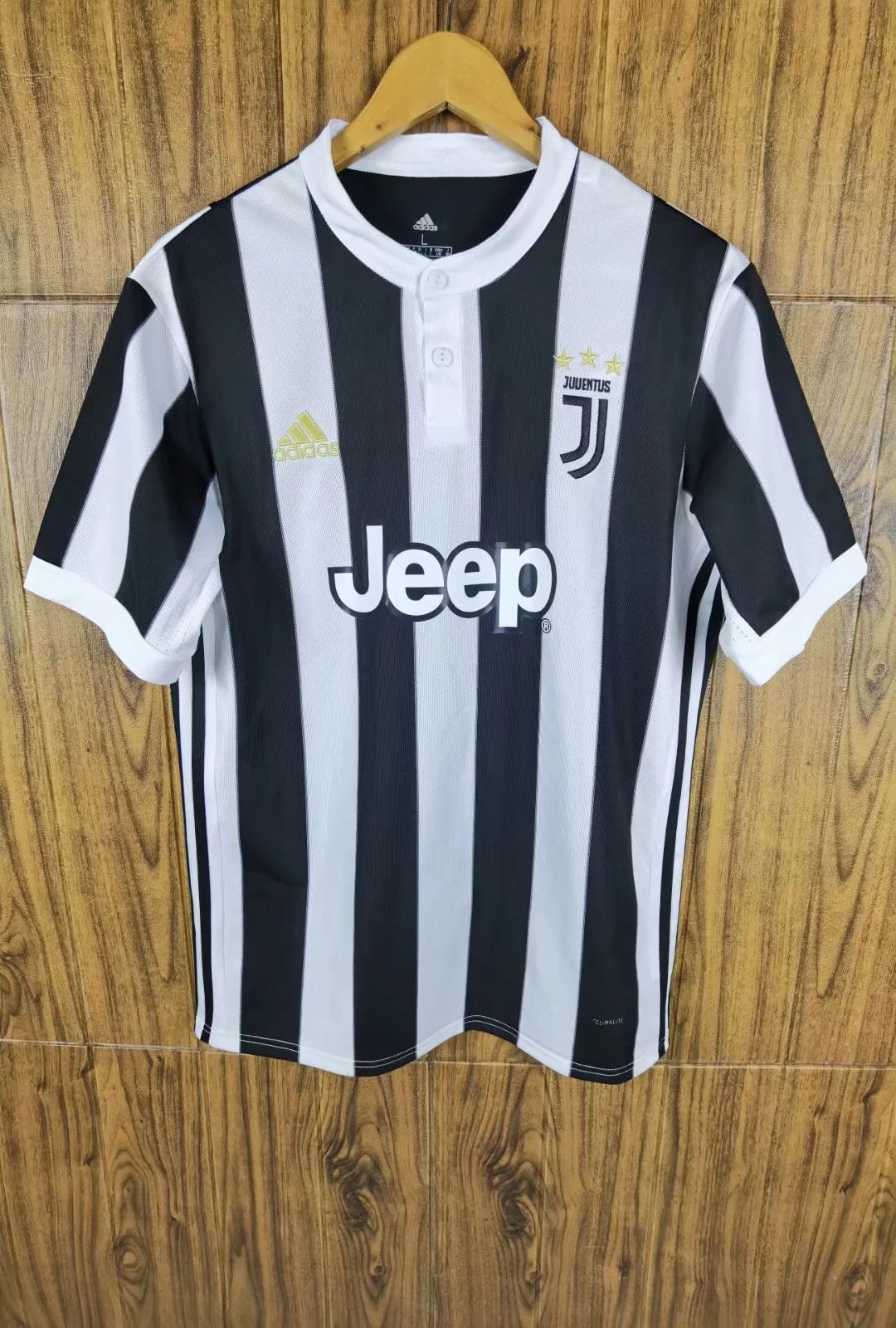 Juventus home 17..18 used