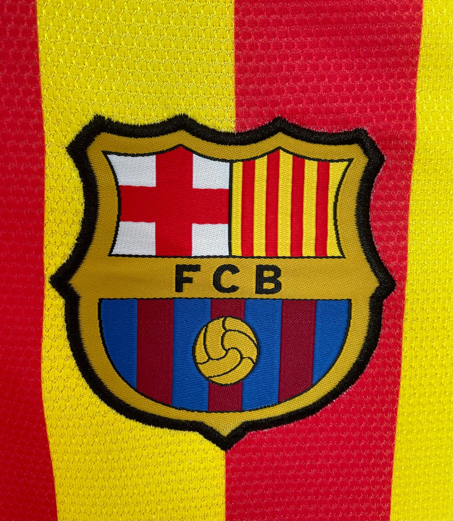 Barcelona 13 14 away us