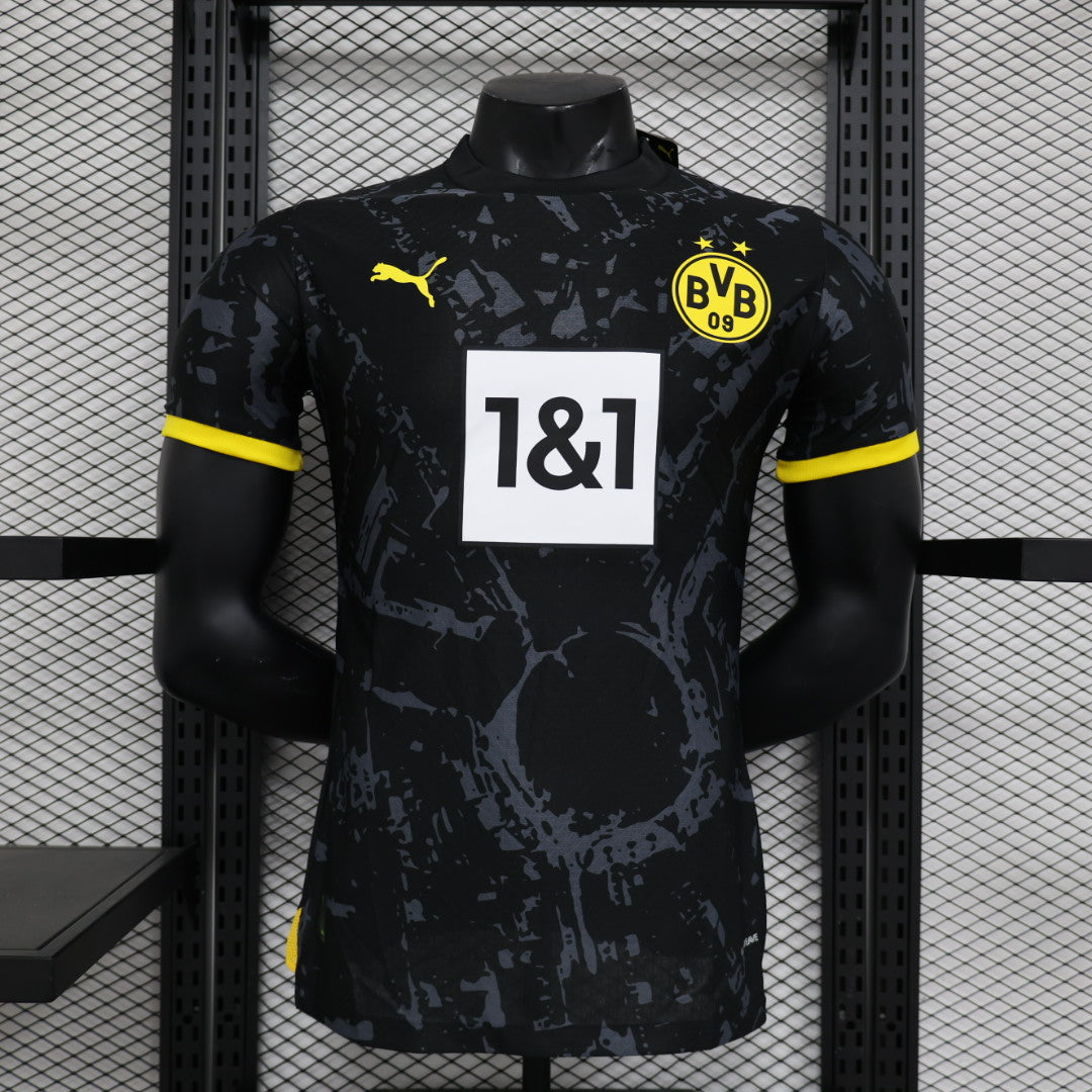 BORUSSIA D. 23.24 PLAYER AWAY used