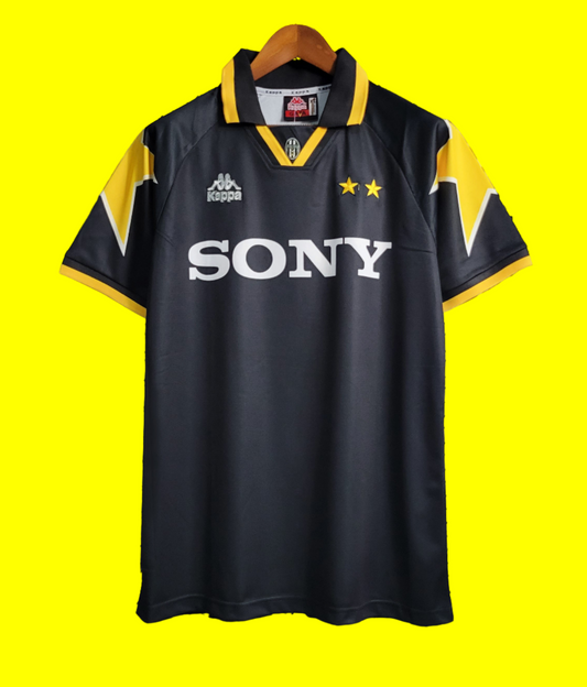 Juventus 95 a 97 tercera us