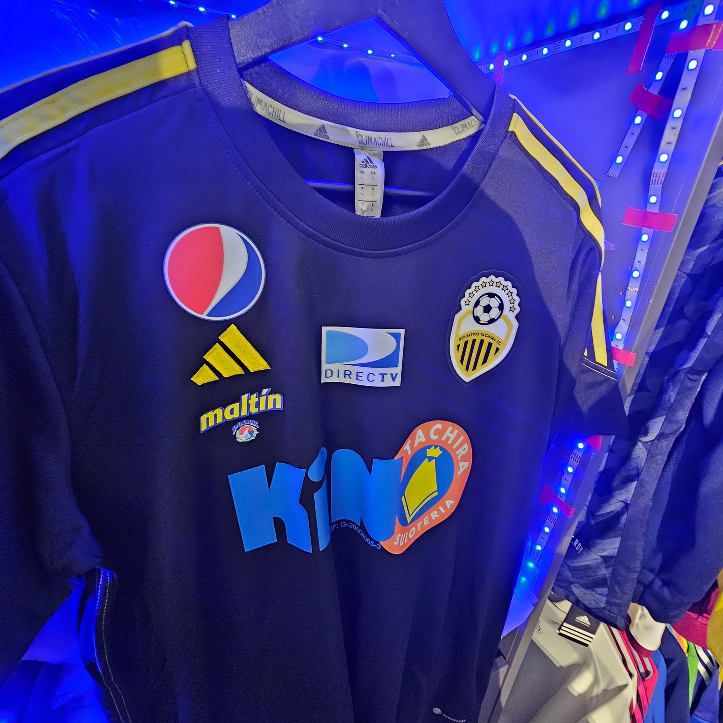 Tachira Away pepsi, kino , directv , maltin used remake