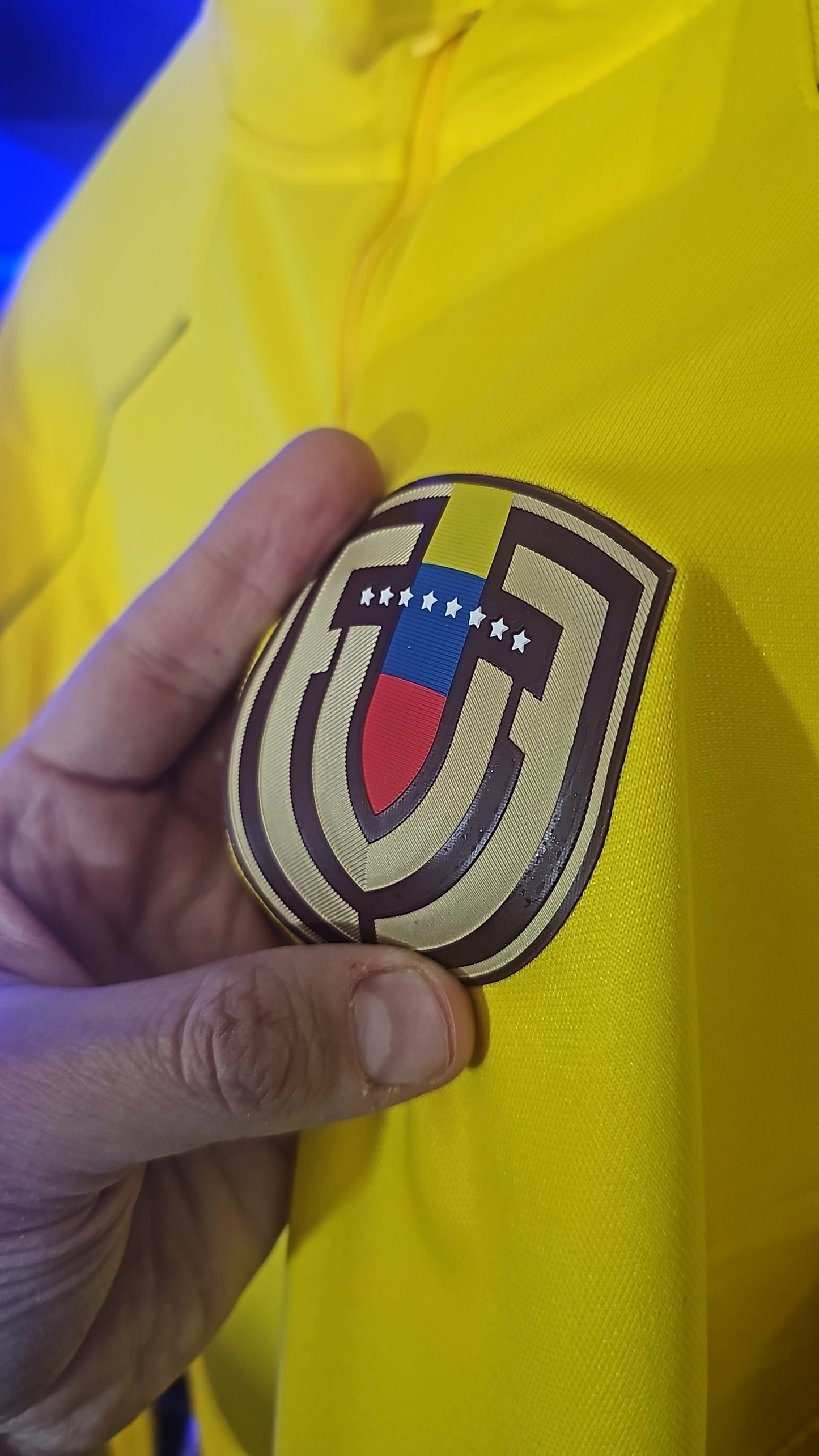 Venezuela large training 2025 Yellow urileria original.us