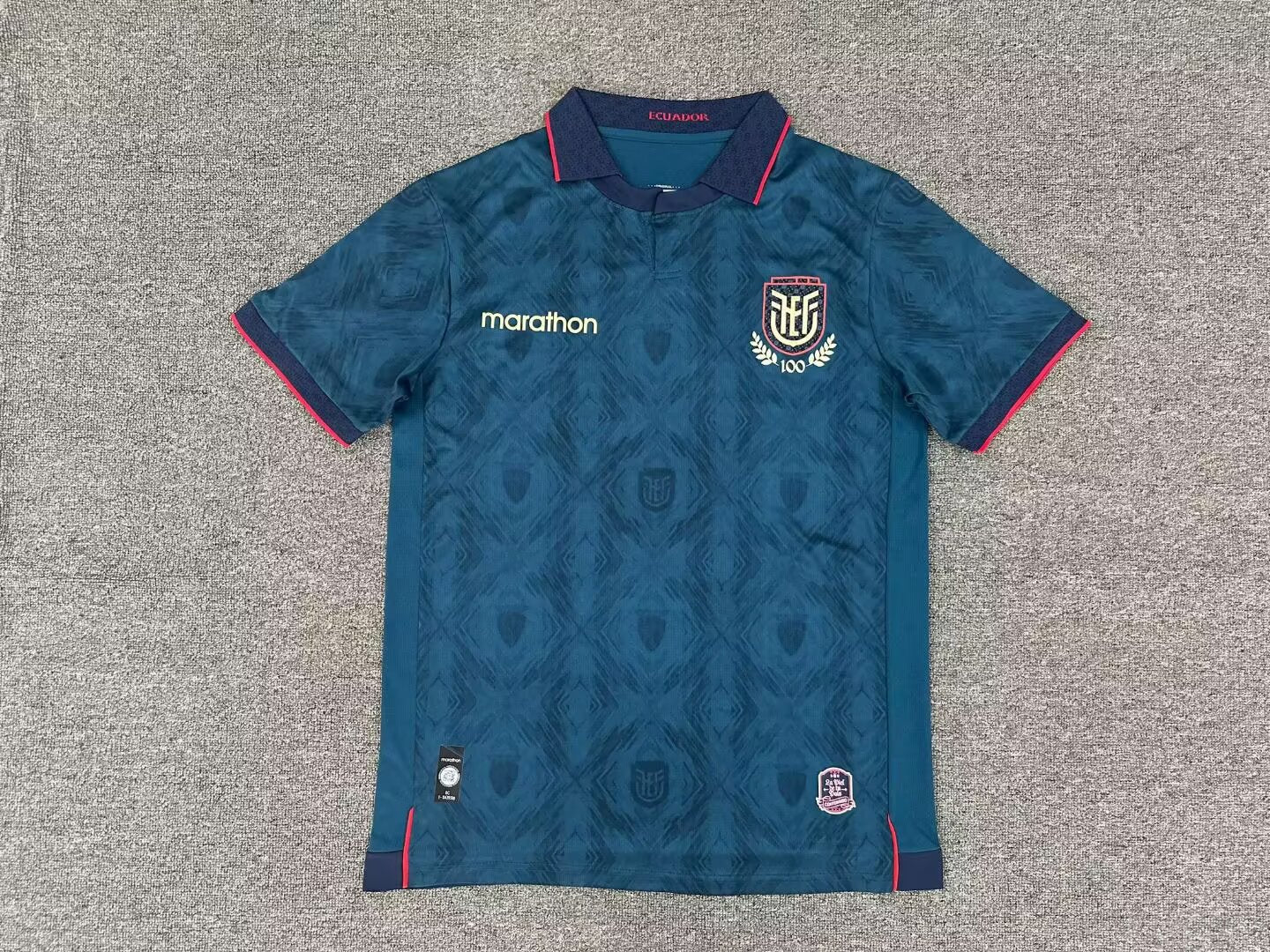 Ecuador Centenario fan us