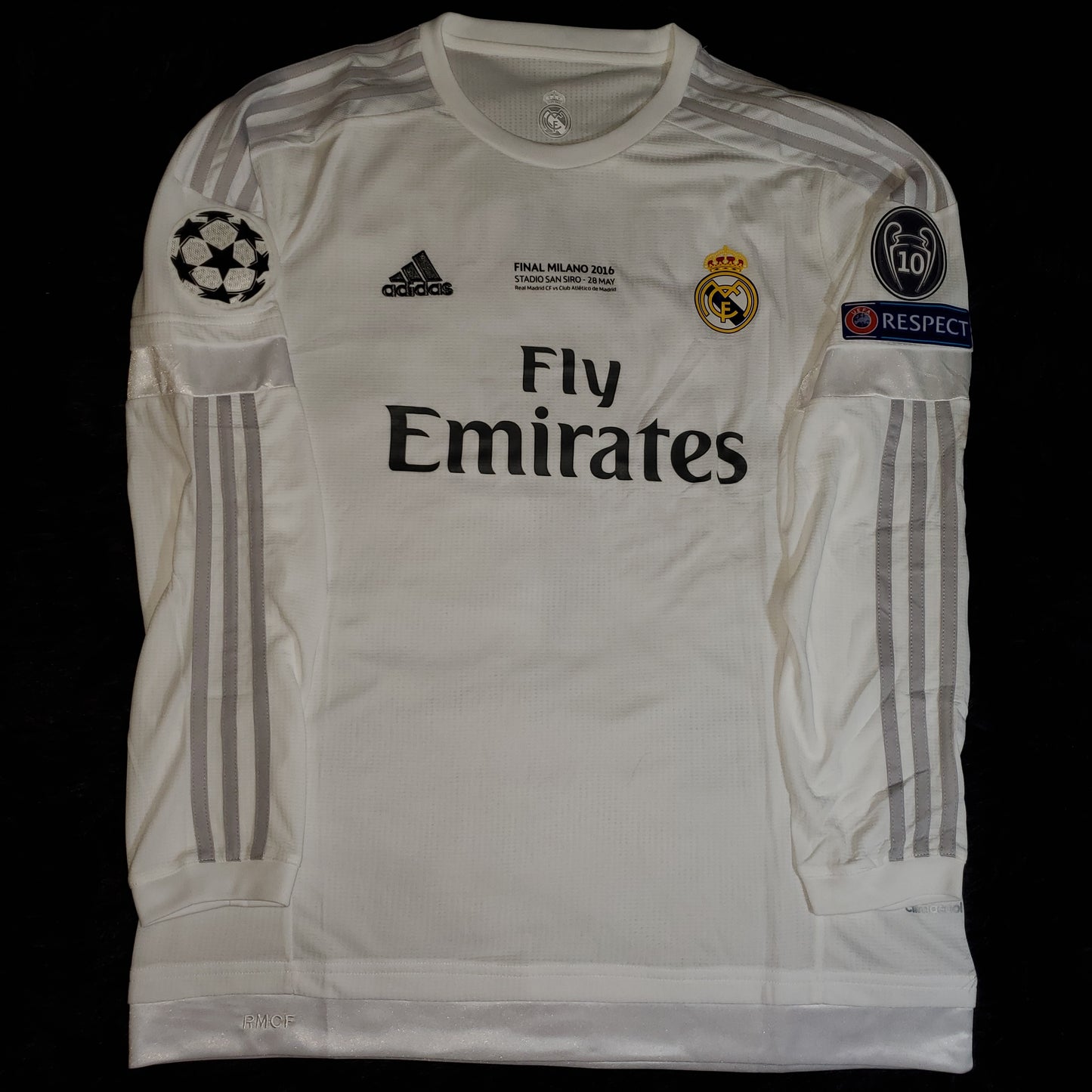 Real Madrid home  long sleeve Retro  2016 Uefa Champions  Final manga larga used