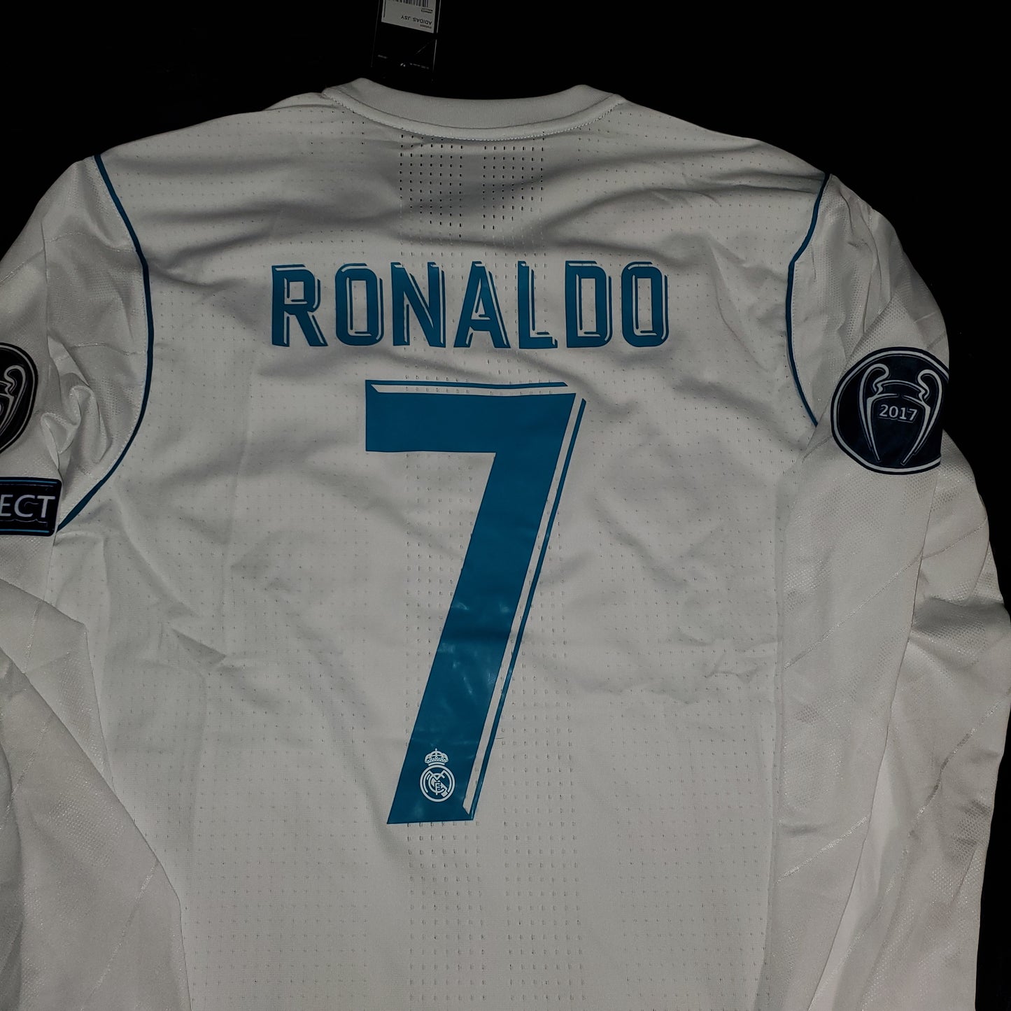 Real Madrid home long sleeve 2018 final Uefa Champions  Retro manga larga used