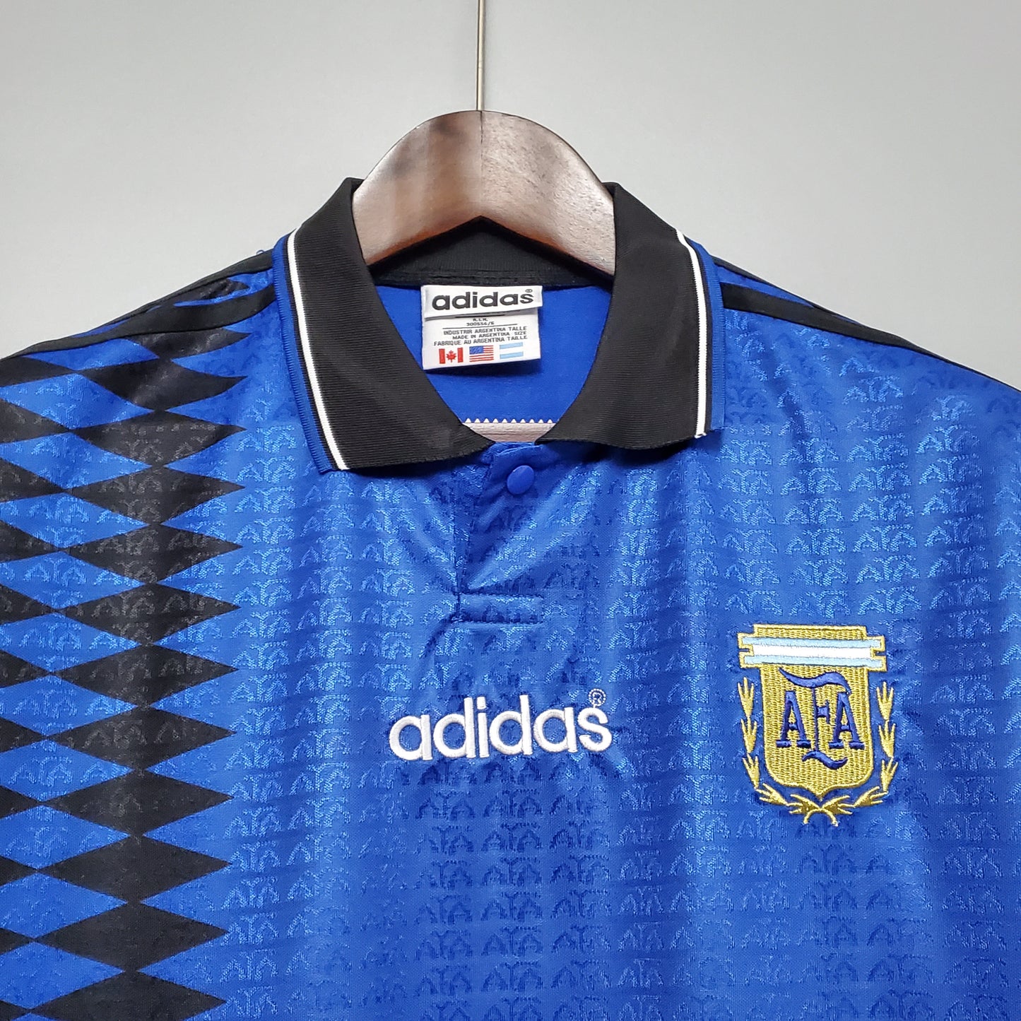 Argentina 1994 1995 away used.