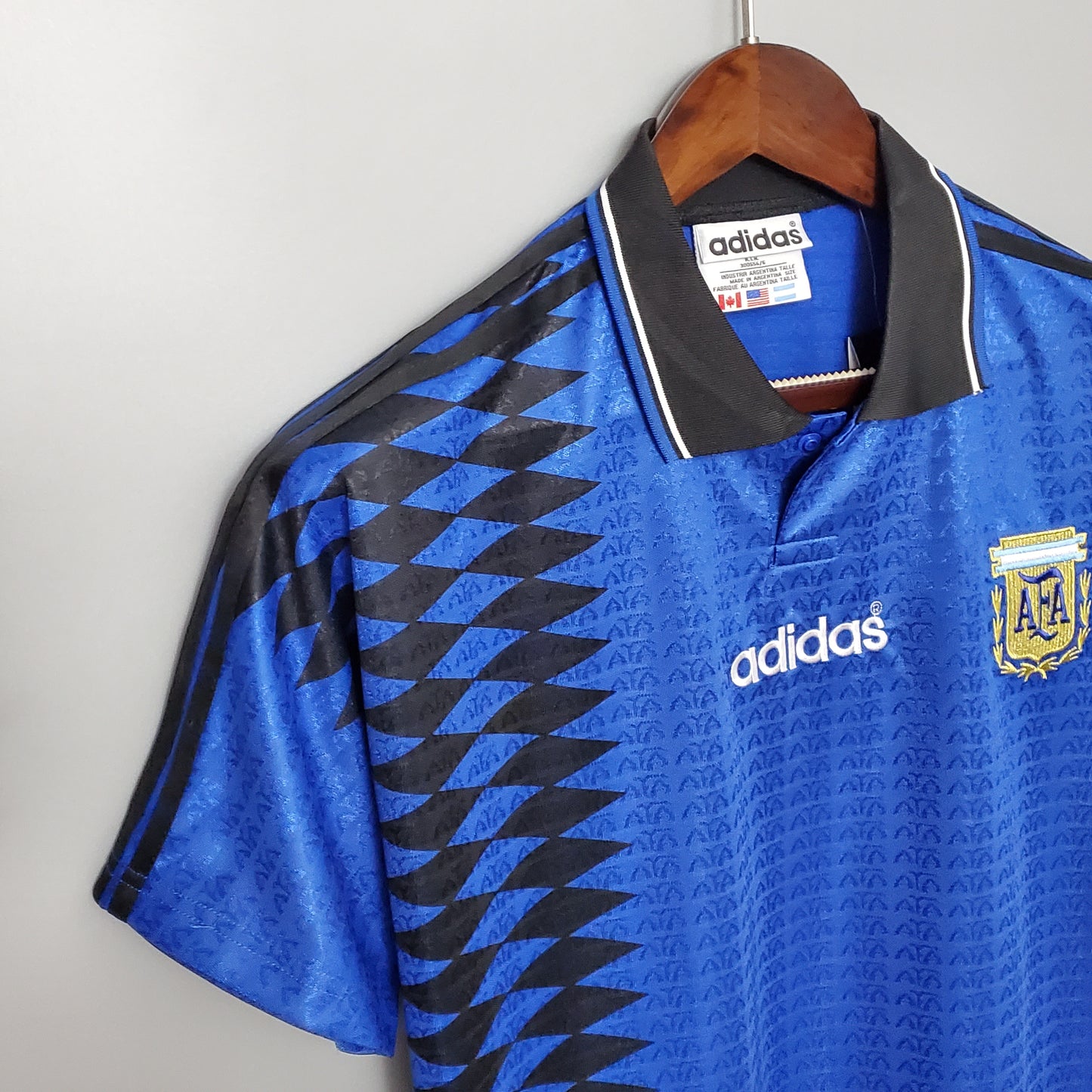 Argentina 1994 1995 away used.